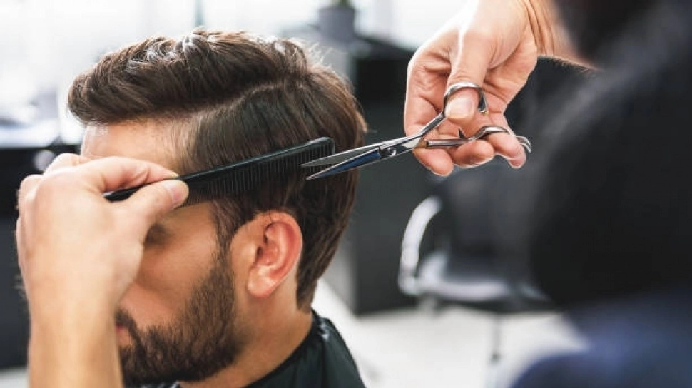 Idul Adha 2025: Boleh Gak Sih Potong Rambut Sebelum Kurban? Ini Kata Ulama