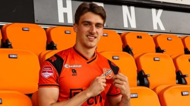 Pemain Keturunan Bandung Mauro Zijlstra Resmi Salaman