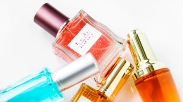 Rahasia Wangi Seharian: 5 Parfum Watsons Murah dan Tahan Lama