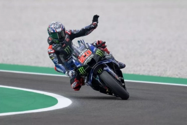 Kualifikasi MotoGP Le Mans 2025: Fabio Quartararo Terdepan, Duo Marquez Posisi Dua-Tiga, Pecco Bagnaia Tercecer