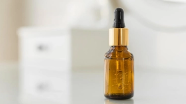 6 Rekomendasi Serum Niacinamide Lokal, Bikin Wajah Glowing dan Meratakan Warna Kulit