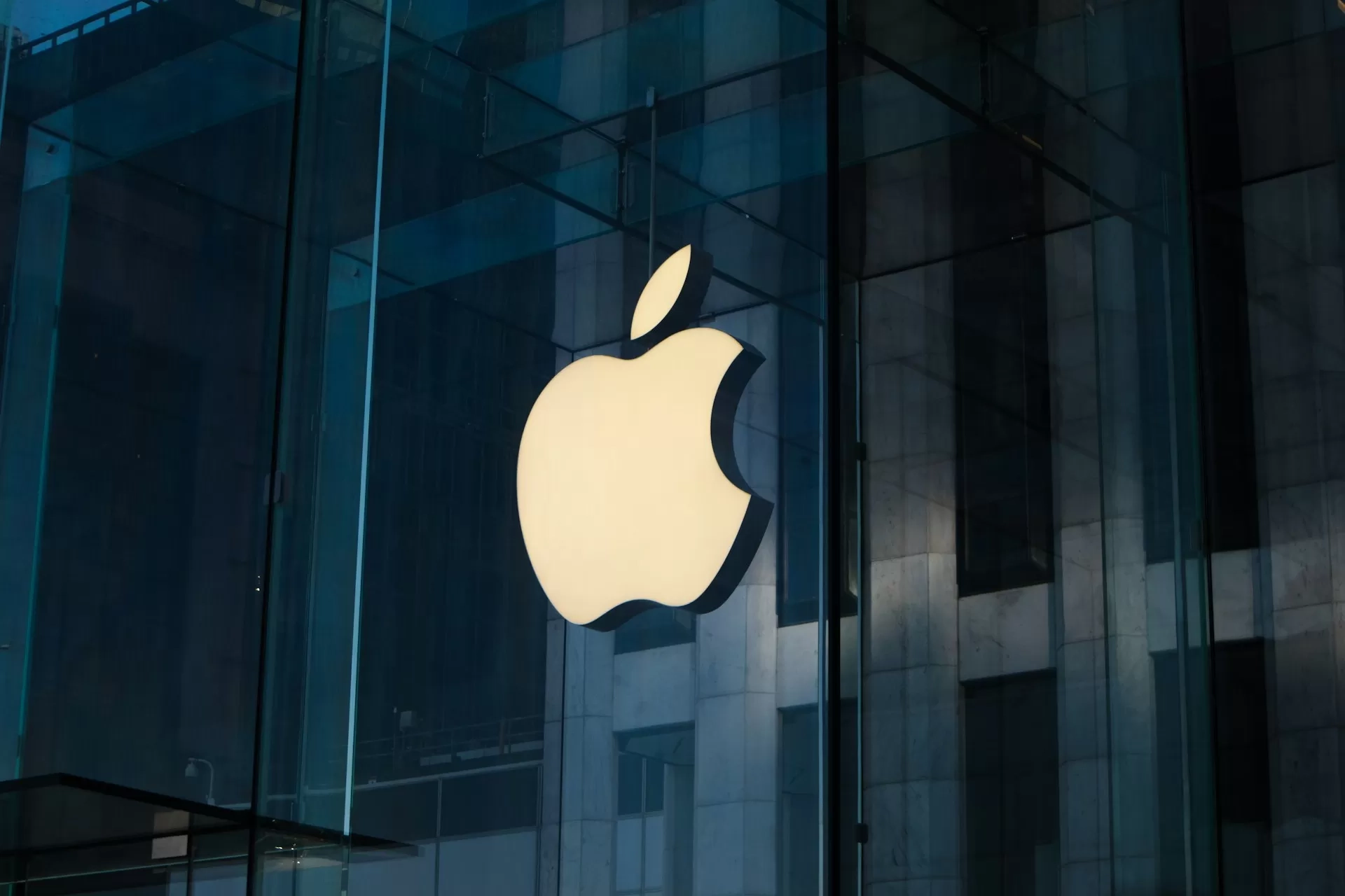 Apple Siapkan iPhone Lipat dan Robot AI untuk 2027, Ini Bocoran Lengkapnya!