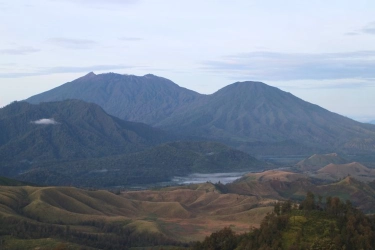 4 Gunung Alternatif Sekitar Banyuwangi, Saat Ijen Ramai seperti Pasar