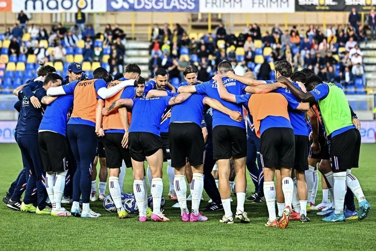 Sampdoria Terdegradasi ke Serie C: Empat Pelatih, Satu Musim, Nol Stabilitas