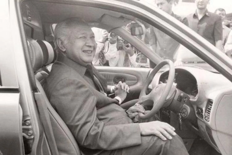 Ketika Aktivis Ramai-ramai Tolak Soeharto Jadi Pahlawan Nasional…