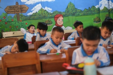 Masuk Sekolah Jam 6 Pagi, Mendikdasmen Ingatkan Dedi Mulyadi Perpres 87/2007