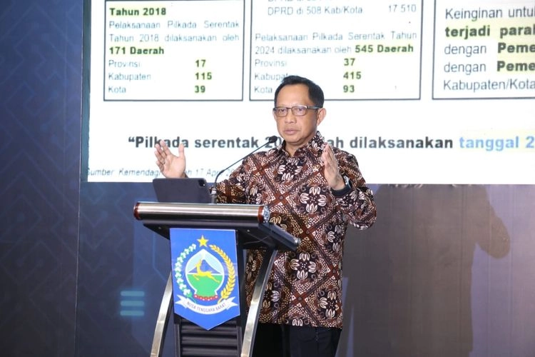 Mendagri Tito Soroti Pertumbuhan Ekonomi Negatif NTB