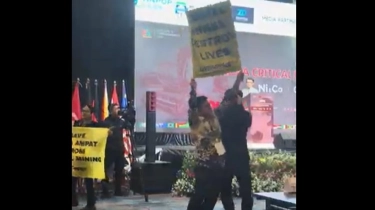 Tidak Ada Unsur Pidana, Aktivis Greenpeace yang Berorasi Save Raja Ampat Telah Dibebaskan