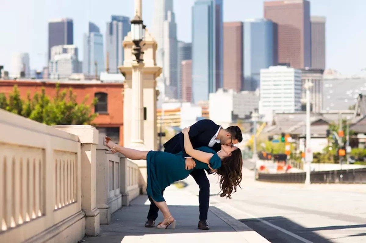 7 Pola Pikir Cewek yang Bikin Cowok Lebih Serius dan Nggak Main-Main