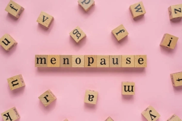 Tak Cuma Haid Berhenti Setahun, Ketahui Berbagai Gejala Menopause