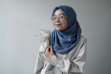 Tutorial Hijab Segi Empat Simpel untuk Idul Adha 2025