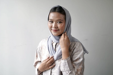 Tutorial Make Up Natural dan Tahan Lama untuk Idul Adha