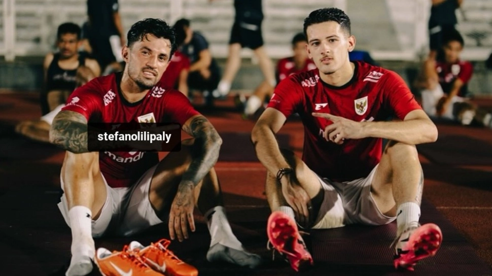 Bak buk! Justin Hubner Memukul, Emil Audero Tendang