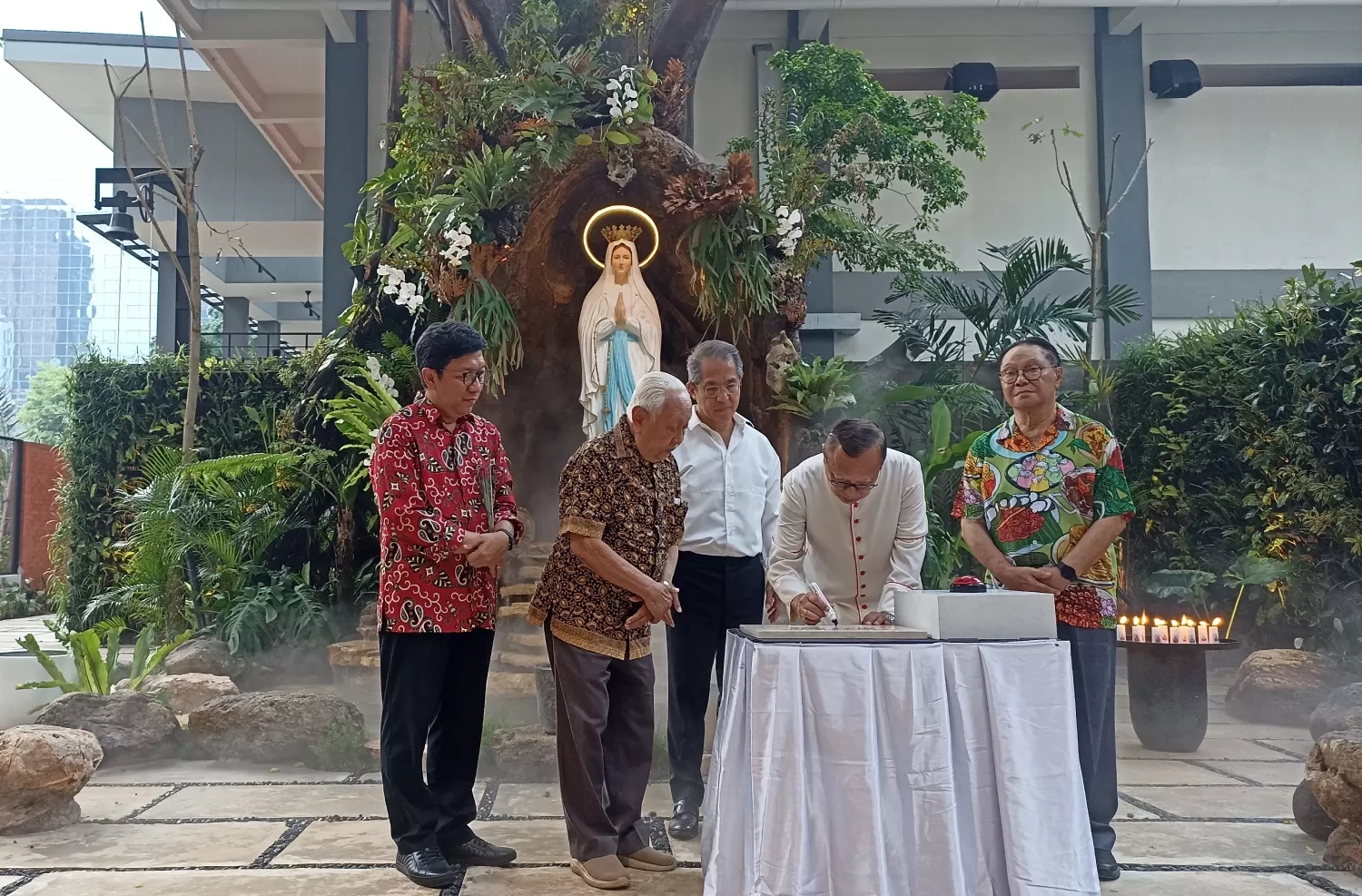 Rampung Dipugar, Goa Maria Immaculata di Jakarta Siap Dikunjungi Umat Katolik, Pernah Diberkati Paus Yohanes Paulus II Pada 1989