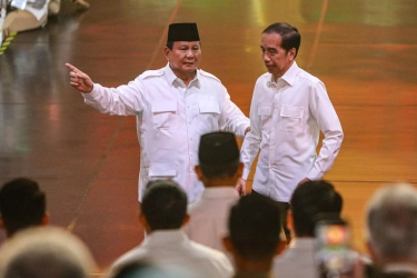Respons Isu Pemakzulan Gibran, Jokowi: Presiden dan Wakil Presiden Satu Paket