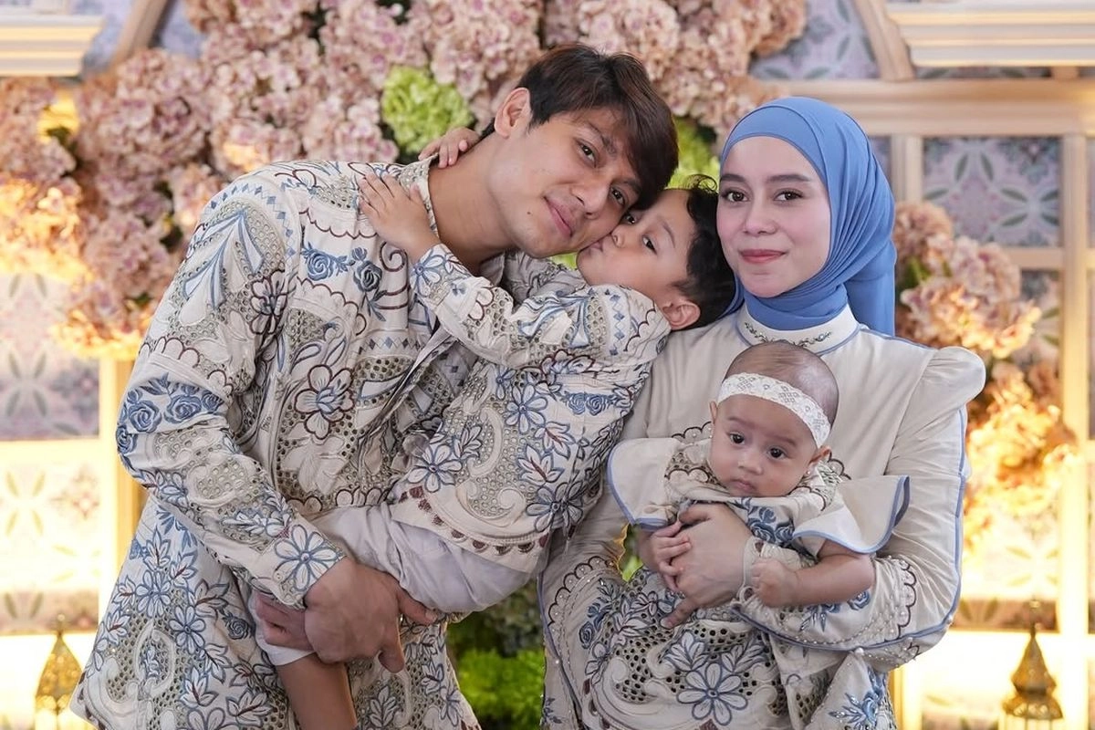Intip Gaya Lesti Kejora dan Rizky Billar Saat Idul Adha, Serasi dan Elegan