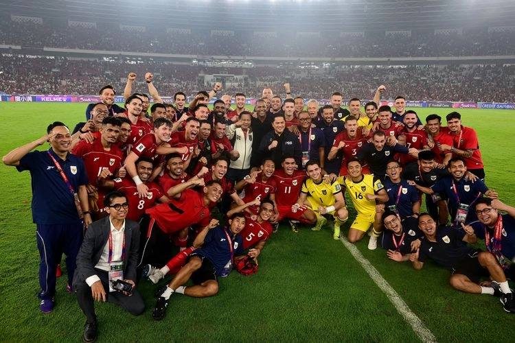 Prabowo, Jersey Angka 8, dan Kemenangan Timnas Indonesia Lawan China