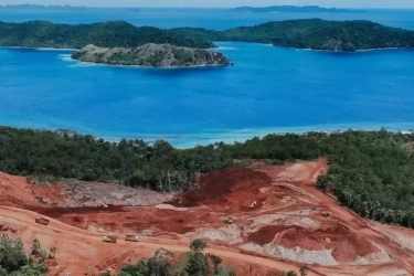 Tuai Sorotan Publik, Menteri Bahlil Cek Langsung Tambang Nikel di Raja Ampat