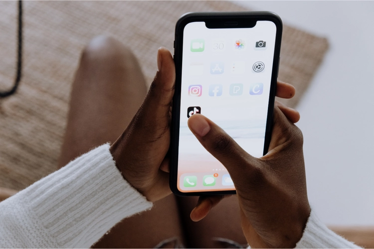 Bukan Cuma Swipe dan Like, FYP TikTok Sekarang Bisa Diatur Sendiri
