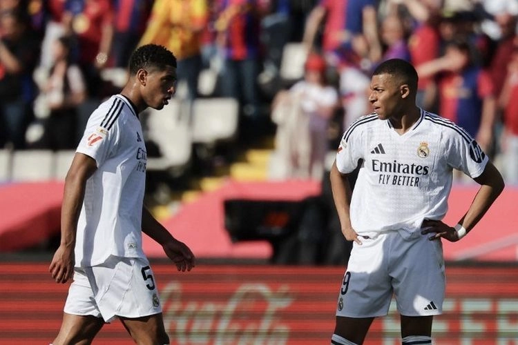 Kylian Mbappe Kalah 7 Kali dari Lamine Yamal dalam 12 Bulan Terakhir