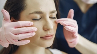 Kulit Wajah Auto Mulus Bak Filter Instagram dengan 5 Pore Minimizer Ini!