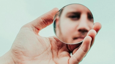 Urutan Skincare Pria Tanpa Ribet, Ampuh Cerahkan Wajah Kusam