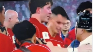 Usai Tepuk Pundak Prabowo Subianto, Kini Handphone Ole Romeny Disita