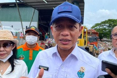 Buntut Tambang Nikel di Raja Ampat, Menteri LH Ingatkan Putusan MK soal Larangan Pertambangan di Pulau Kecil