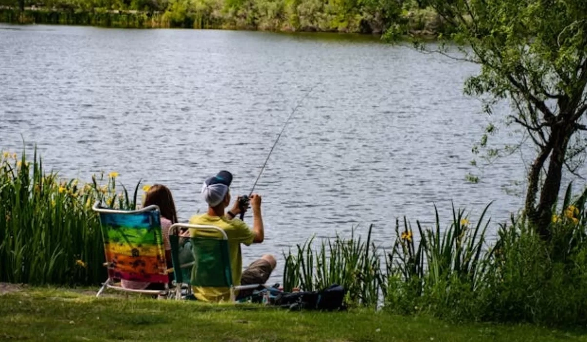 5 Tempat Mancing Ikan Area Surabaya yang Ramah Anak dan Cocok Dikunjungi Bersama Keluarga