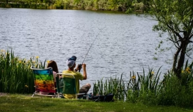 5 Tempat Mancing Ikan Area Surabaya yang Ramah Anak dan Cocok Dikunjungi Bersama Keluarga