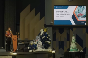 FK PCU Rayakan Dies Natalis Pertama, Dorong Peran Dokter Muda untuk Surabaya Sehat