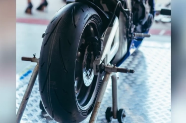 Gebrakan Baru di Lintasan Balap, Ban Berperforma Tinggi Michelin Power GP2 dan Michelin Power Cup2 Resmi Diperkenalkan