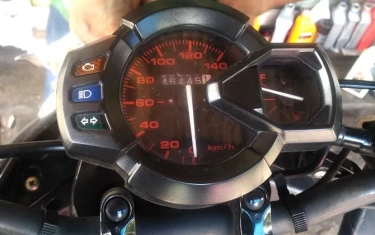 Sering Abaikan Retakan Kaca Speedometer? Hati-Hati, Retakan Kecil Bisa Jadi Masalah Besar, ini 5 Penyebabnya