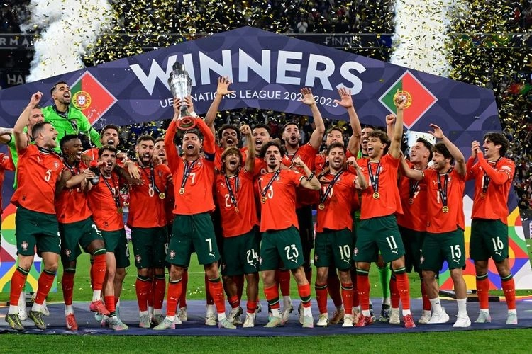 Portugal Juara UEFA Nations League, Ronaldo Cetak Gol Ke-938 dan Angkat Trofi