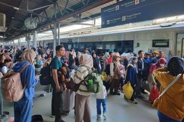 Puncak Arus Balik Libur Idul Adha, 197.183 Tiket Kereta Api Ludes Terjual