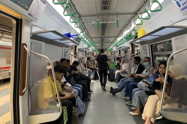 Sensasi Naik KRL Baru CLI-125, Rasanya Seperti Naik MRT