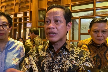 Tambang Nikel di Pulau Batang Pele Raja Ampat Ada di Hutan Lindung