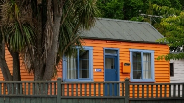 5 Warna Cat Rumah yang Baik Menurut Primbon Jawa, Dipercaya Datangkan Energi Positif