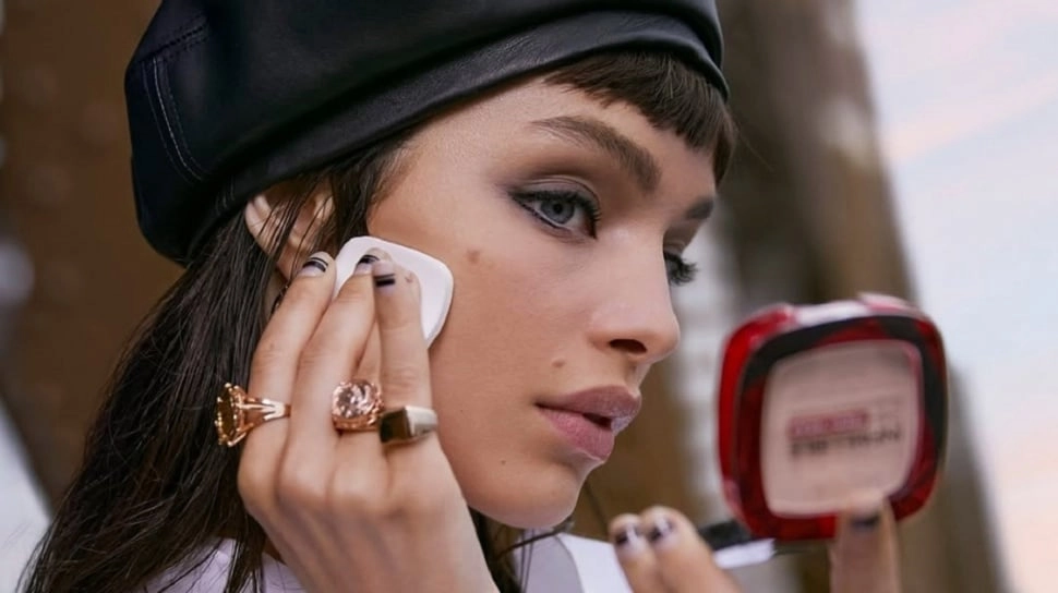 8 Pilihan Bedak yang Semakin Berkeringat Semakin Bagus, Harga Mulai Rp32 Ribuan!