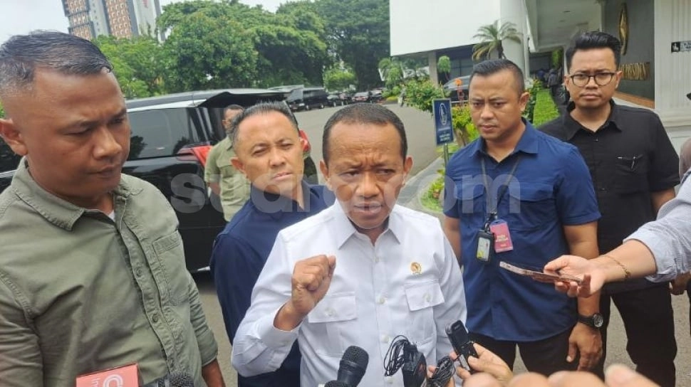 Sikap Setengah Hati Bahlil soal Tambang Nikel di Raja Ampat
