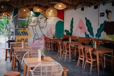 5 Cafe di Jombang yang Lagi Hits, Estetik dan Nyaman buat Nugas, Nongkrong, atau Healing Tipis-Tipis