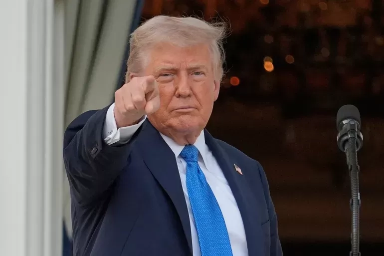 Kerahkan Militer Hadapi Protes di Los Angeles, Donald Trump Larang Imigran dari 12 Negara Masuk AS
