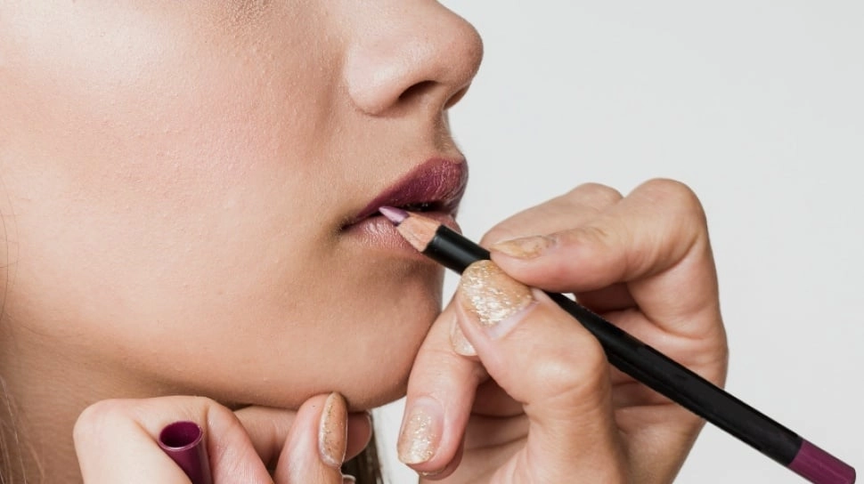 5 Rekomendasi Lip Liner Lokal, Bikin Tampilan Bibir Rapi dan Penuh Makin Gampang