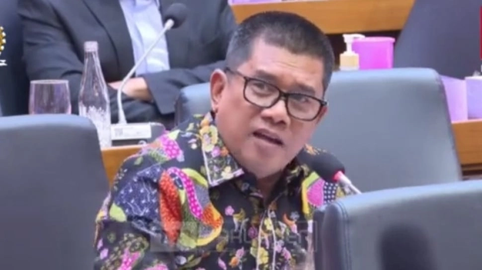 Banyak Masalah Katering hingga Transportasi, DPR Usul Pembentukan Pansus Haji 2025