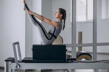 Asal Usul Pilates, dari Ranjang Rumah Sakit hingga Jadi Latihan Populer