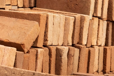 Kelebihan dan Kekurangan Bata Merah, Pahami Sebelum Bangun Rumah
