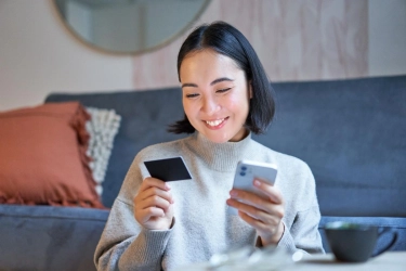 Paylater Makin Laris Saat Ekonomi Seret, Baby Boomers Generasi Paling Rentan Terjebak Utang