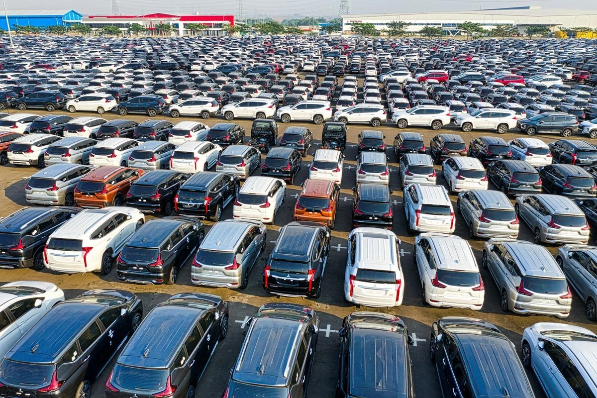 Penjualan Mobil Turun 15 Persen pada Mei 2025, Pasar Masih Tertekan