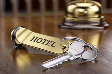 PHK, Lesunya Industri Perhotelan, dan Ketergantungan Serapan Birokrasi