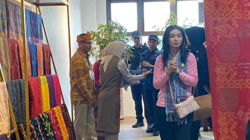 Selvi Ananda Dan Para Istri Menteri Belanja di Lombok, Transaksi Per Orang Capai Rp 50 Juta